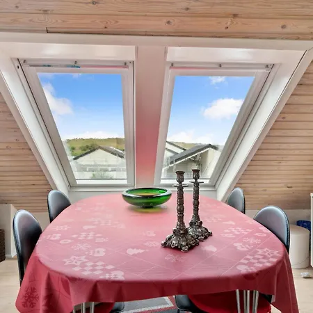 Holiday home Three-bedroom In Knebel