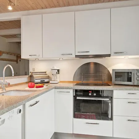 Holiday home Three-bedroom In Knebel