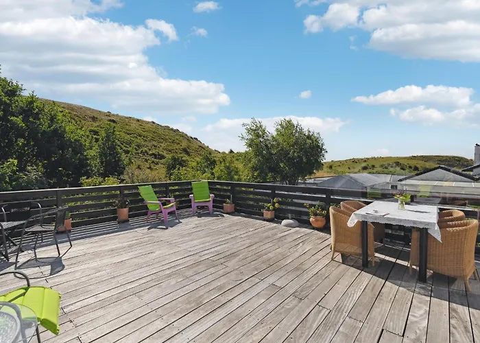 Three-bedroom In * Knebel