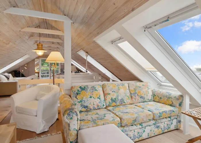 Feriehus Three-bedroom In